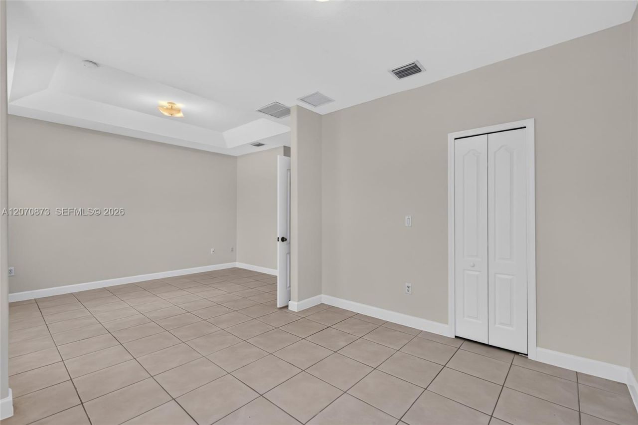 14946 SW 9th Way , Miami, FL 33194 Photo