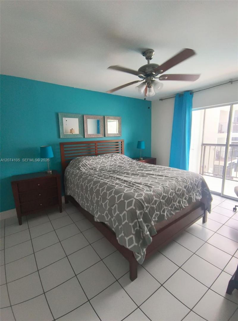 201 178th Dr , Unit 326, Sunny Isles Beach, FL 33160 Photo