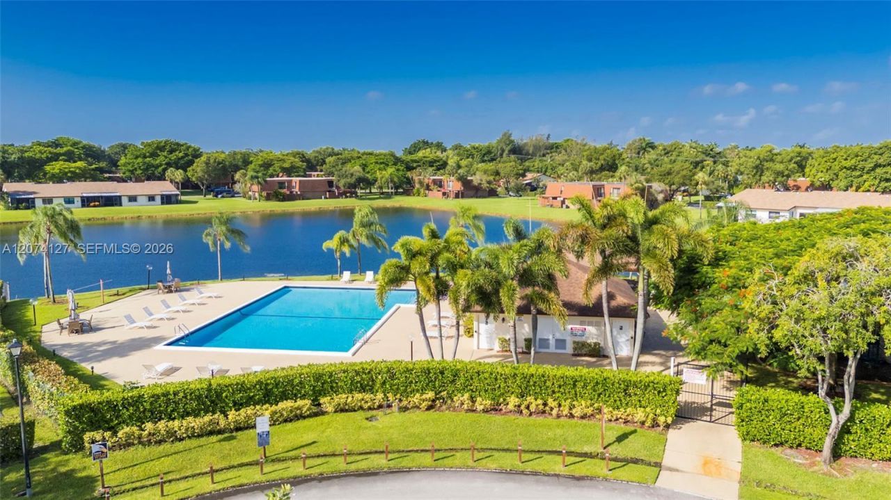 804 SW 119th Way , Unit 804, Davie, FL 33325 Photo