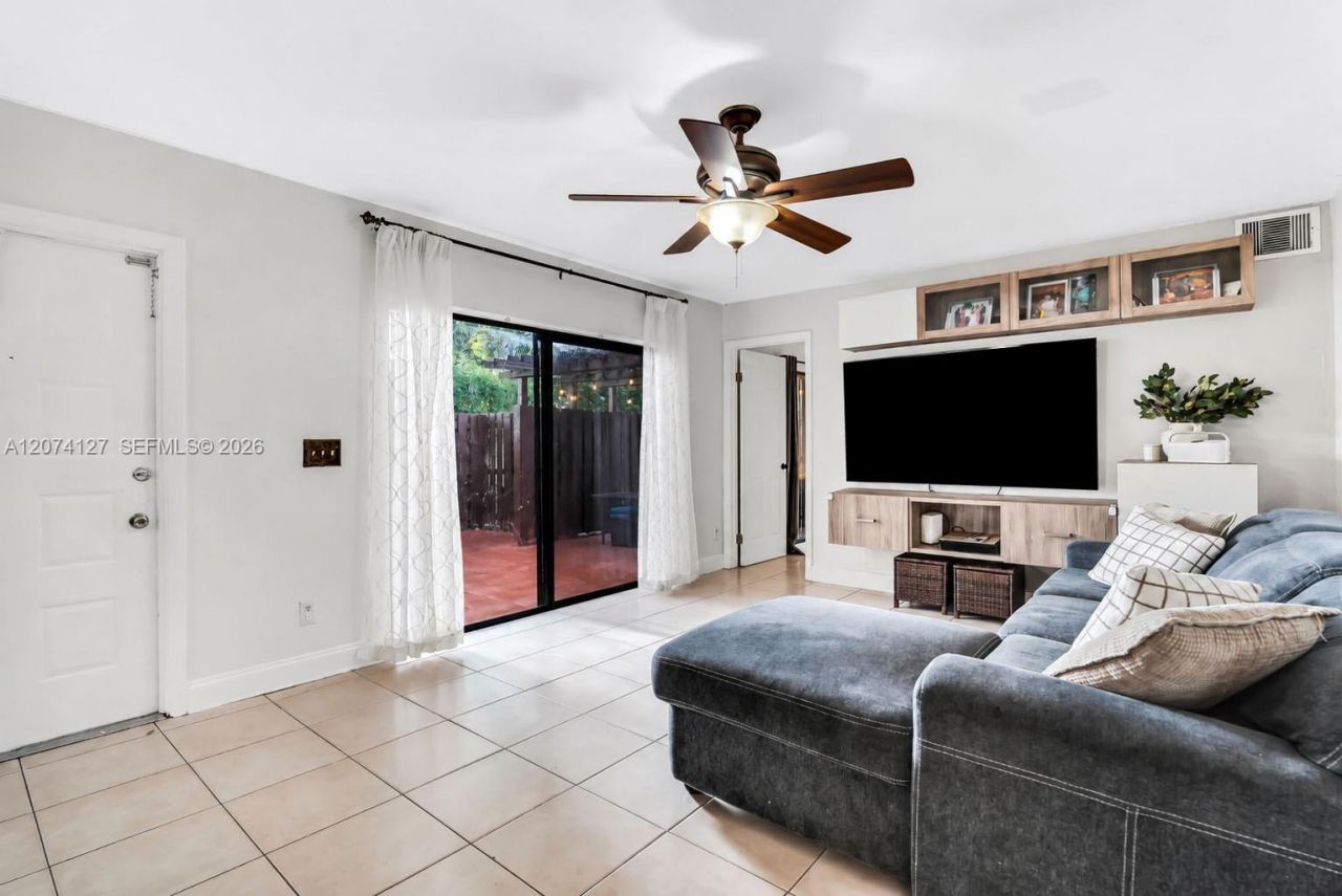 804 SW 119th Way , Unit 804, Davie, FL 33325 Photo