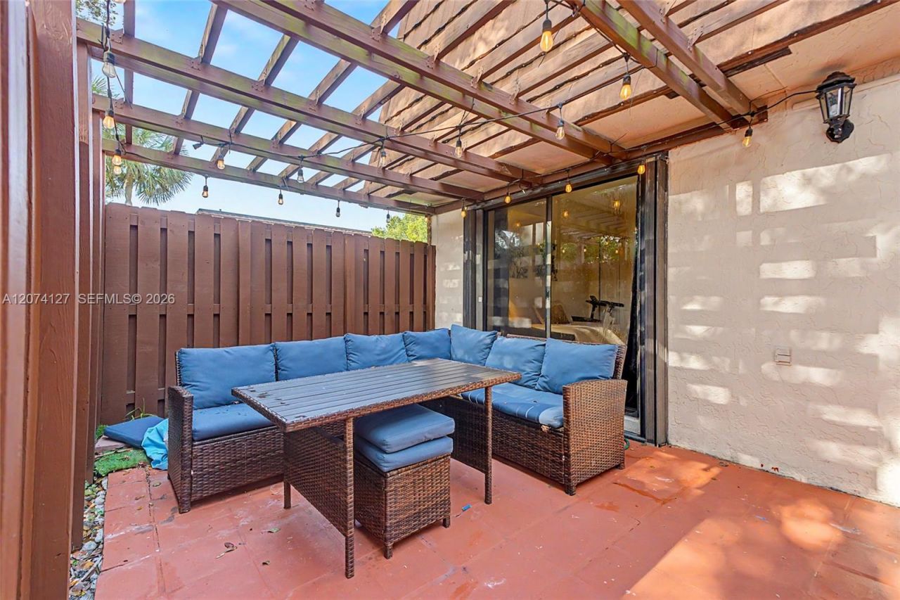 804 SW 119th Way , Unit 804, Davie, FL 33325 Photo