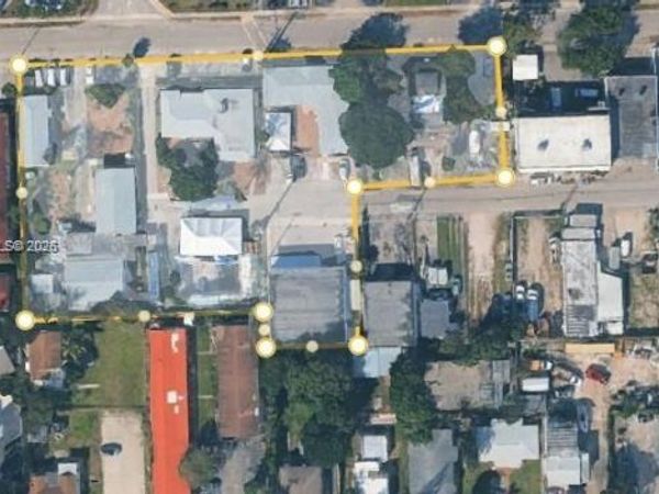 2210 Pierce St, Hollywood, FL 33020