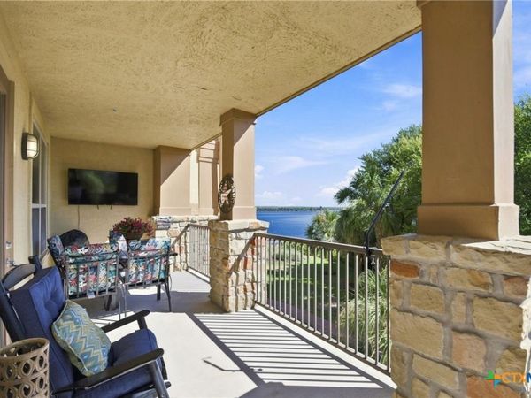 96 Island Drive, Unit 12, Horseshoe Bay, TX 78657