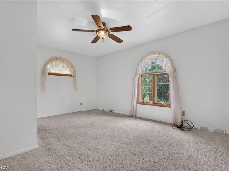 1164 Edgecliff Drive , Bedford, OH 44146 Photo 14