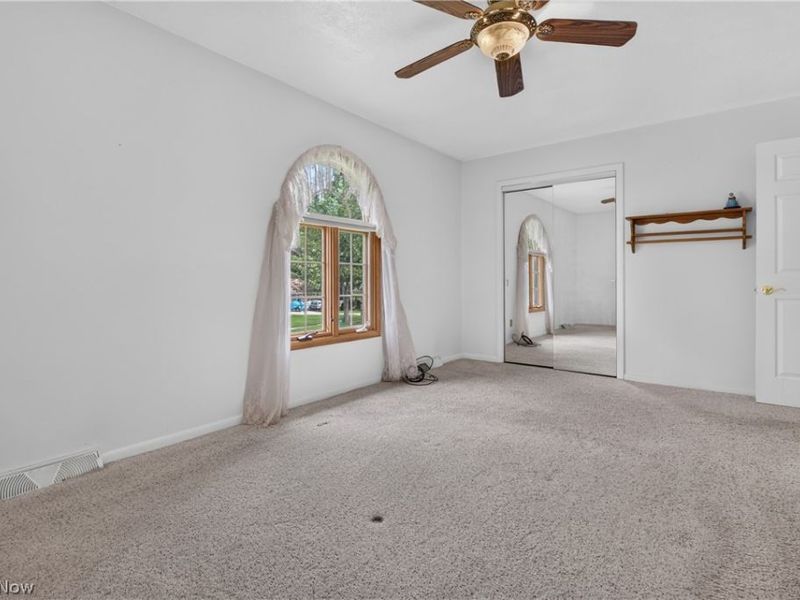 1164 Edgecliff Drive , Bedford, OH 44146 Photo 17