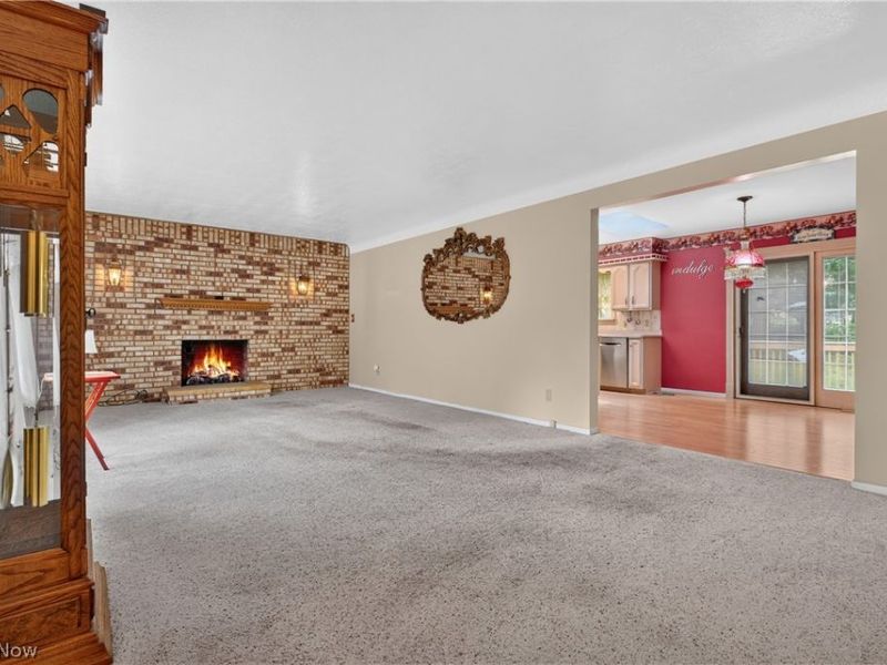 1164 Edgecliff Drive , Bedford, OH 44146 Photo 4