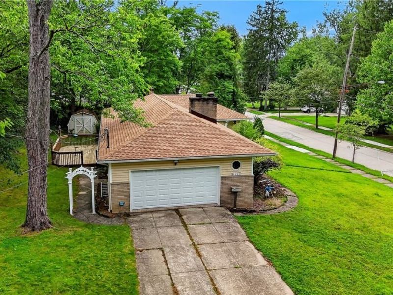 1164 Edgecliff Drive , Bedford, OH 44146 Photo 48