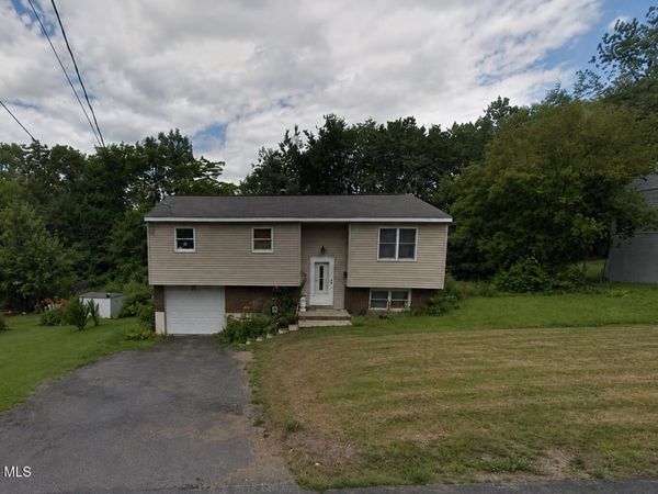 11 Alpine Street, Rensselaer, NY 12144
