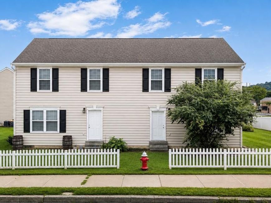 10 Terry Court, Downingtown, PA 19335 Main Photo