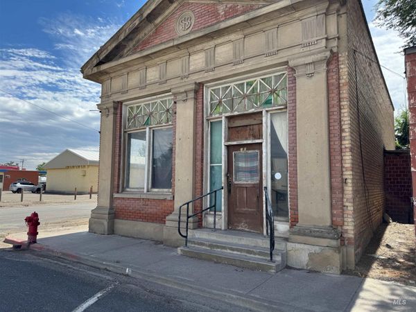 28 E Idaho Street, Paul, ID 83347