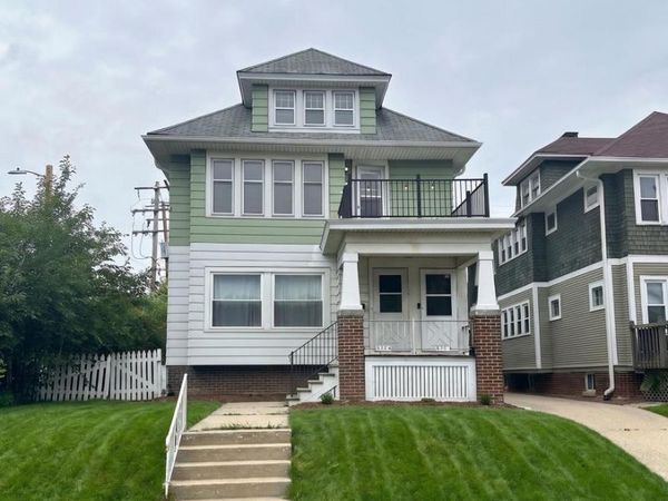 1813 N 54th STREET, Milwaukee, WI 53208