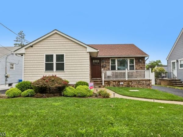 114 Hobart Ave, Rutherford, NJ 07070