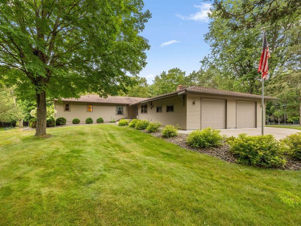32050 Park Trail, Center City, MN 55012