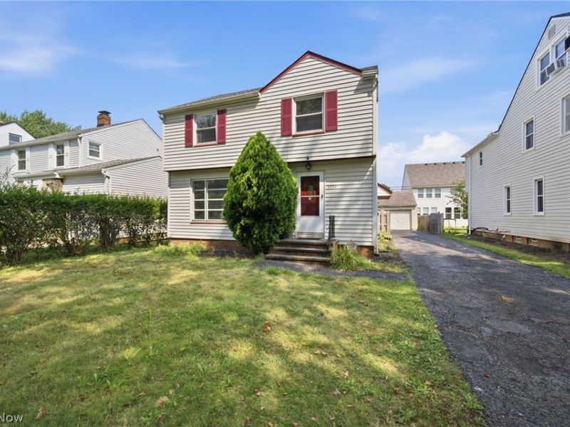 3753 Berkeley Road, Cleveland Heights, OH 44118 Photo 2