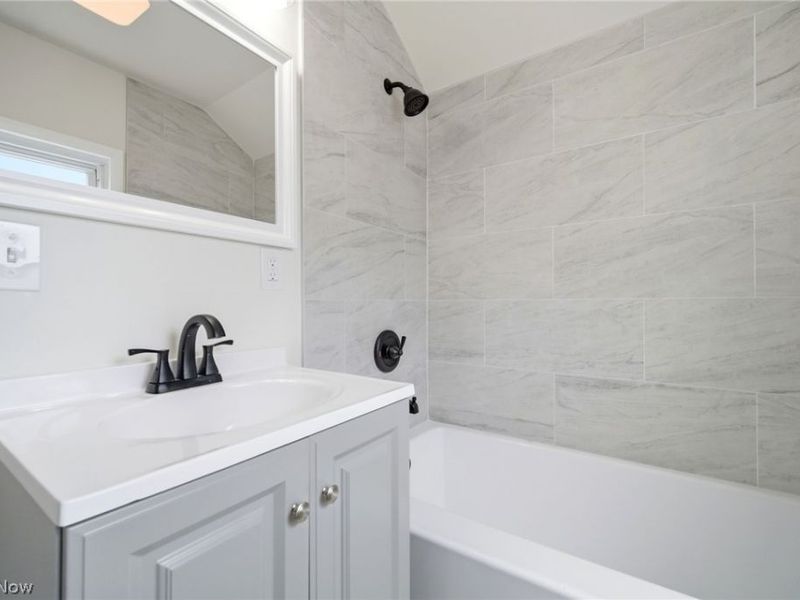 3753 Berkeley Road, Cleveland Heights, OH 44118 Photo 27