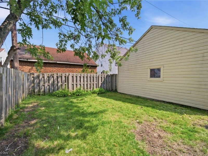 3753 Berkeley Road, Cleveland Heights, OH 44118 Photo 32