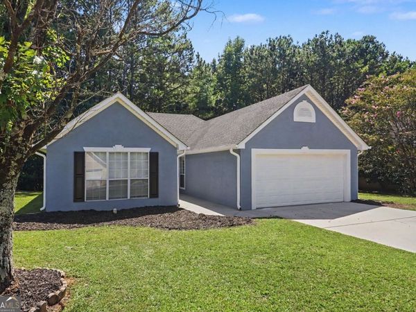 140 Cannon Drive, Fayetteville, GA 30214