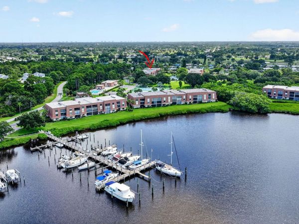 3100 SE Pruitt Road, Unit B203, Port St. Lucie, FL 34952