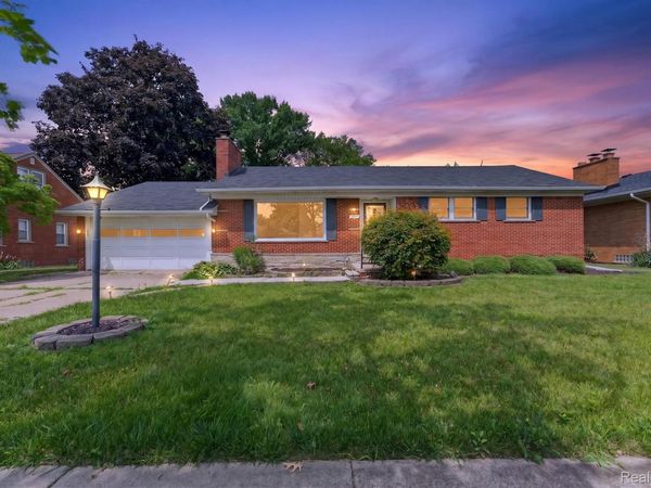 2288 Gorno Street, Trenton, Mi 48183