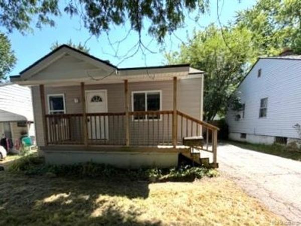 227 W Strathmore Avenue, Pontiac, Mi 48340