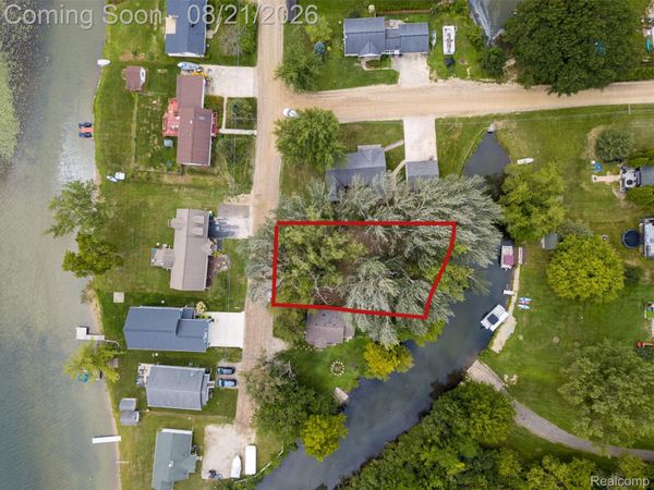 0 Island Court, Hartland Township, Mi 48353