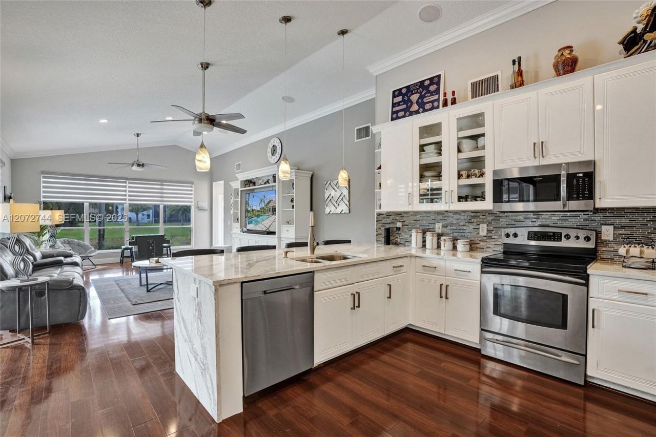 6810 NW 73rd St , Parkland, FL 33067 Photo