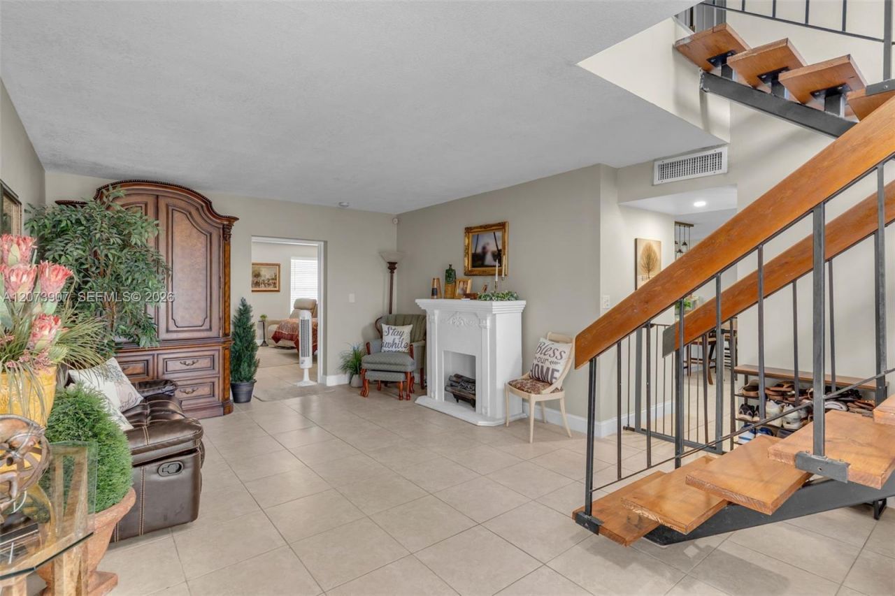 5672 SW 130th Ave, Miami, FL 33183 Photo