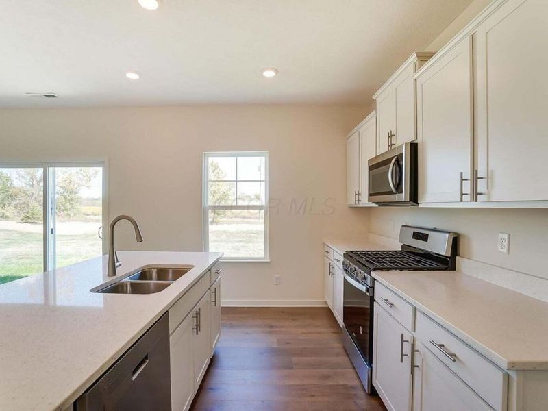 852 Sunny Vale Drive , Delaware, OH 43015 Photo 14