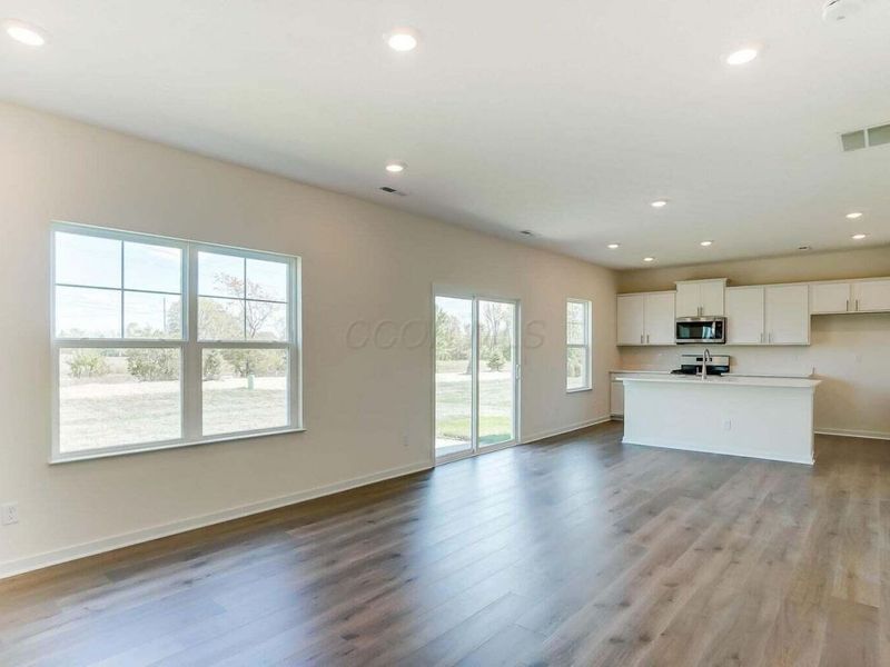 852 Sunny Vale Drive , Delaware, OH 43015 Photo 8