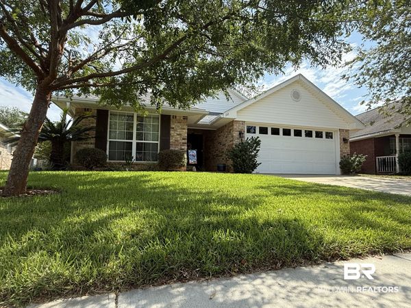112 Kemper Ln, Fairhope, AL 36532