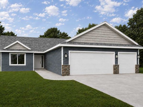 510 7th Street NW, New Richland, MN 56072