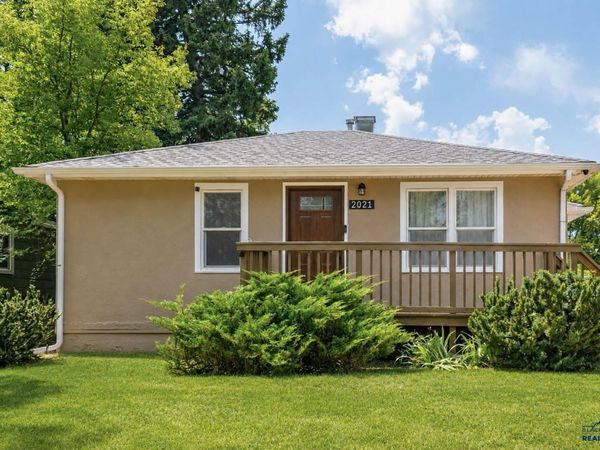 2021 2ND AVE, Rapid City, SD 57702