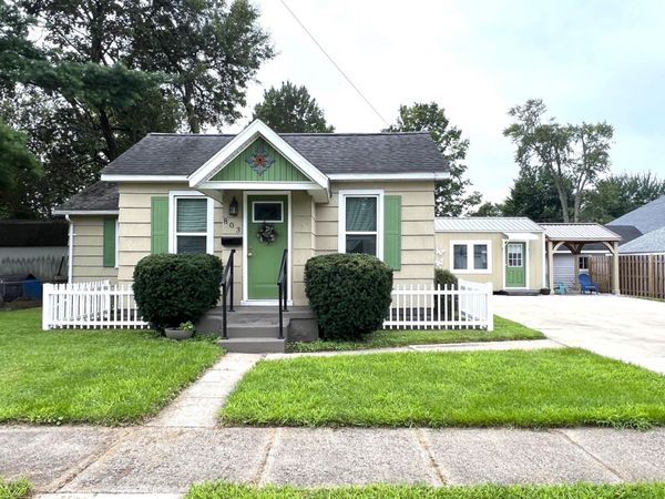 803 E West Street, Sturgis, MI 49091