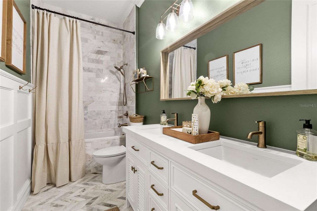 25834 Feather Ridge Lane, Sorrento, FL 32776 Photo