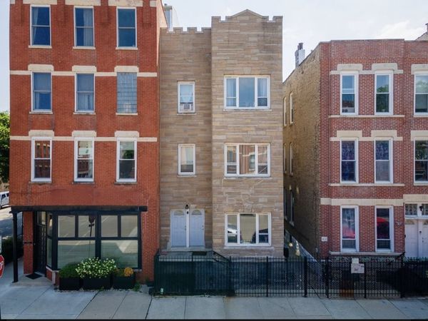 1303 W Ohio Street , Unit 2R, Chicago, IL 60642
