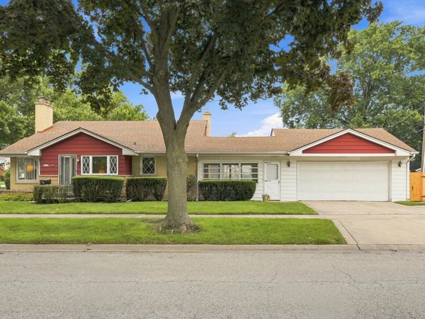 1609 S Greenwood Avenue , Park Ridge, IL 60068