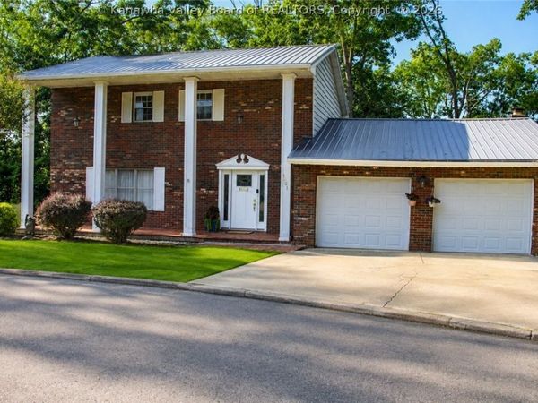 1021 Sandhill Drive, St Albans, WV 25177