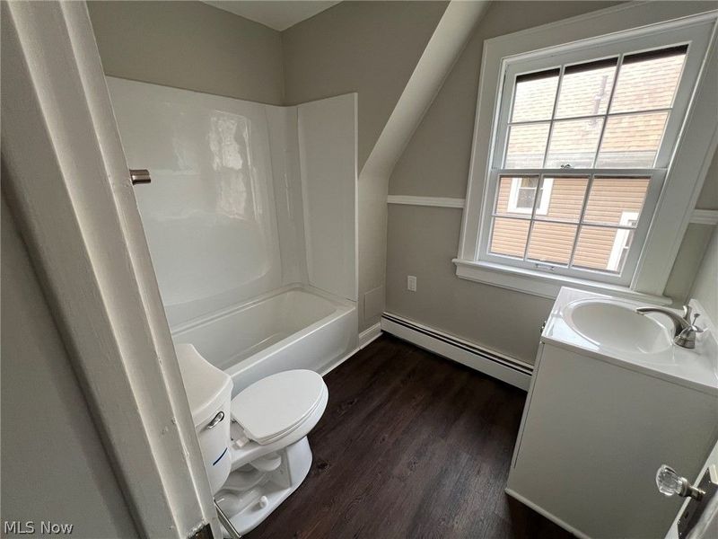453 Dorchester Road , Akron, OH 44320 Photo 9