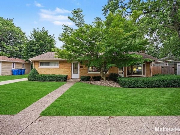 1121 Park Avenue, Grand Haven, MI 49417