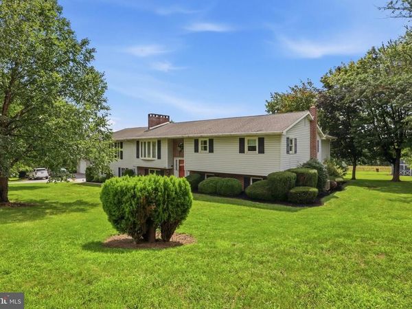 736 S BALTIMORE STREET, DILLSBURG, PA 17019