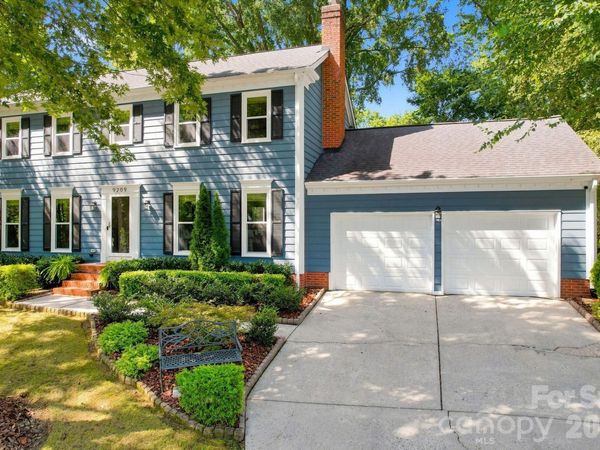 9209 Deer Spring Lane, Charlotte, NC 28210