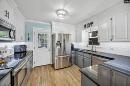 93 Falcon Crest Road  photo 4