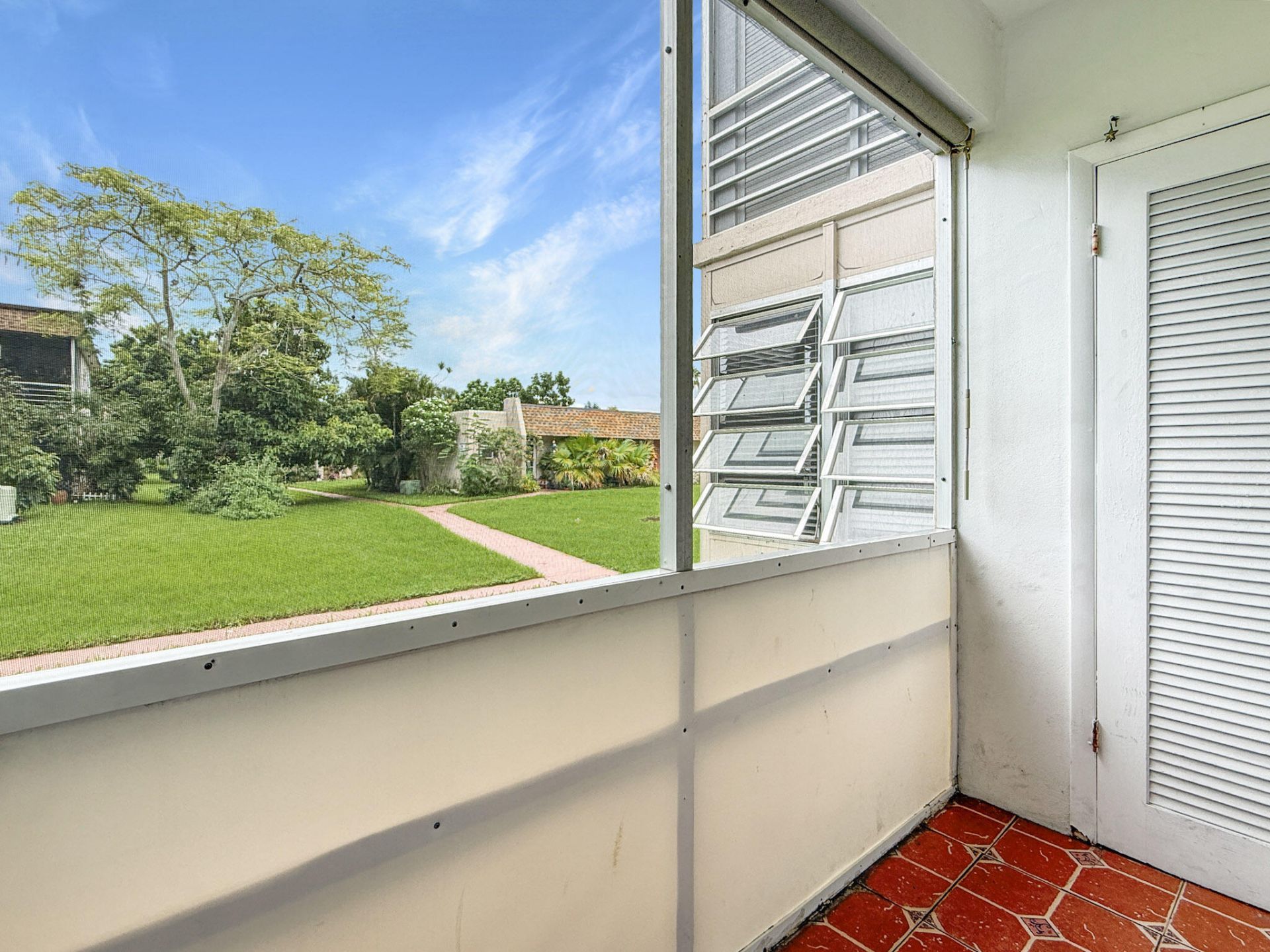 200 Bonnie Boulevard, Unit 117, Palm Springs, FL 33461 Photo