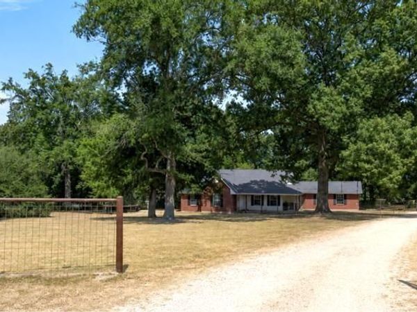 530 Vz County Road 2915, Eustace, TX 75124