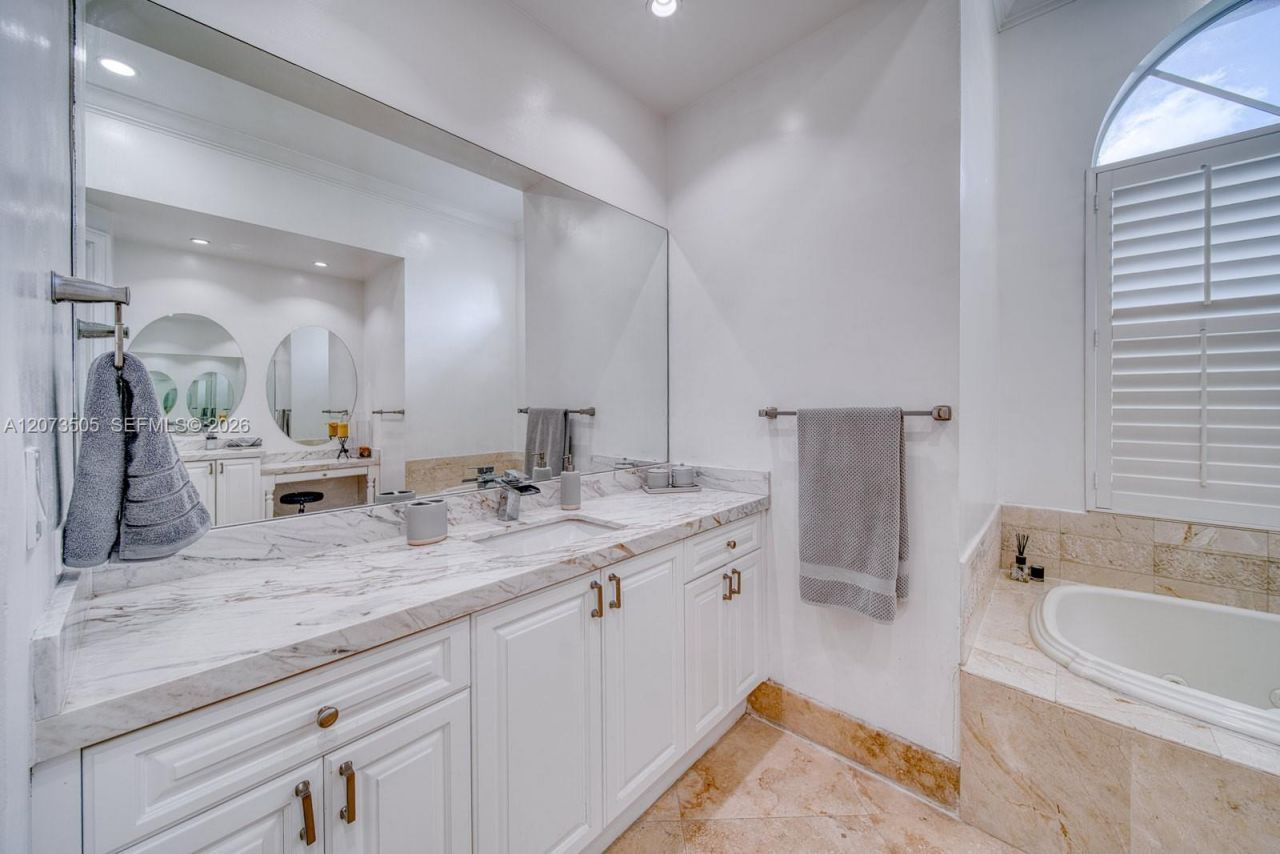 901 NW 122nd Ave , Plantation, FL 33325 Photo