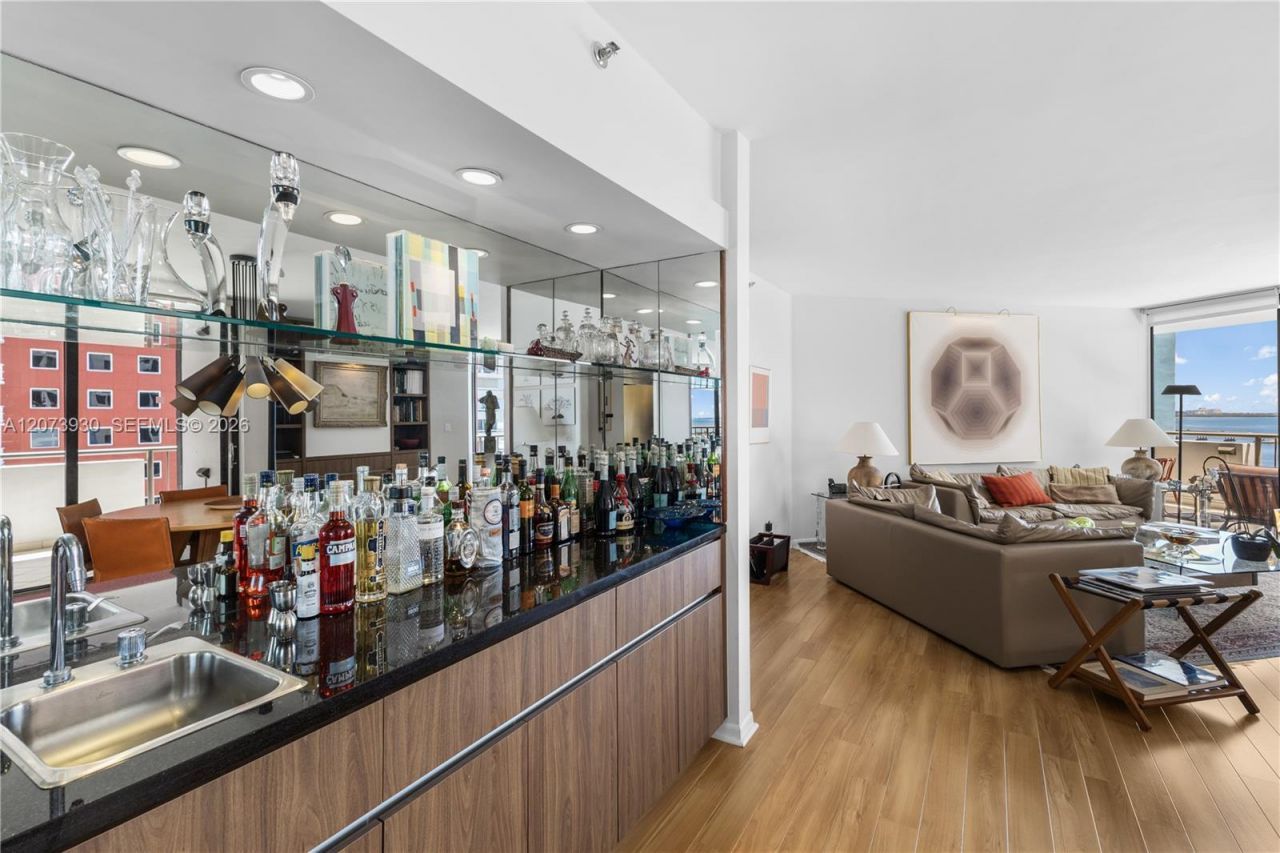 1581 Brickell Ave , Unit 1105, Miami, FL 33129 Photo