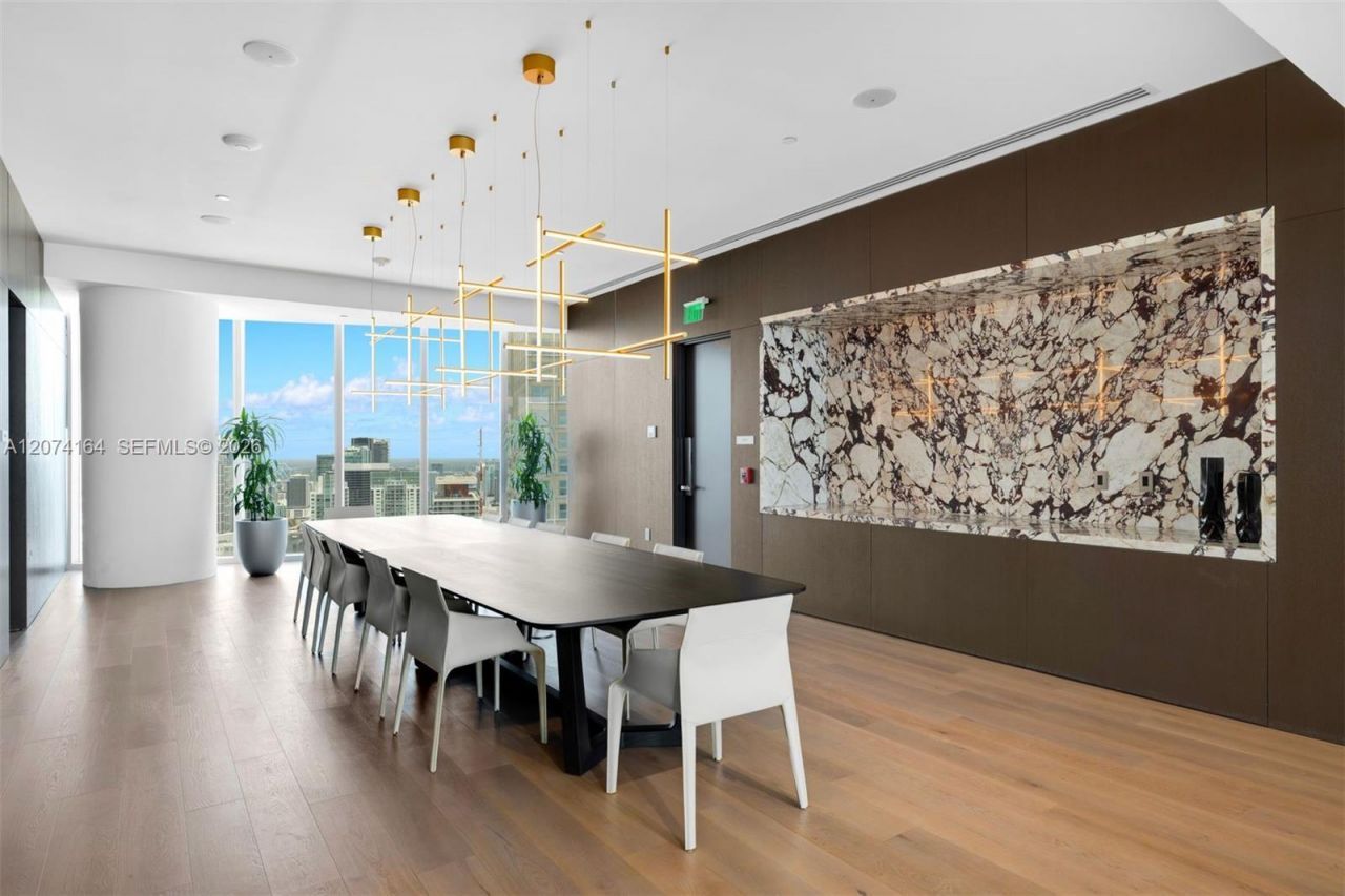 300 Biscayne Blvd Way , Unit 1005, Miami, FL 33131 Photo
