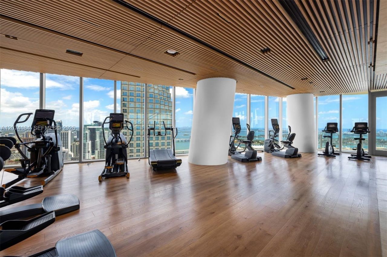 300 Biscayne Blvd Way , Unit 1005, Miami, FL 33131 Photo