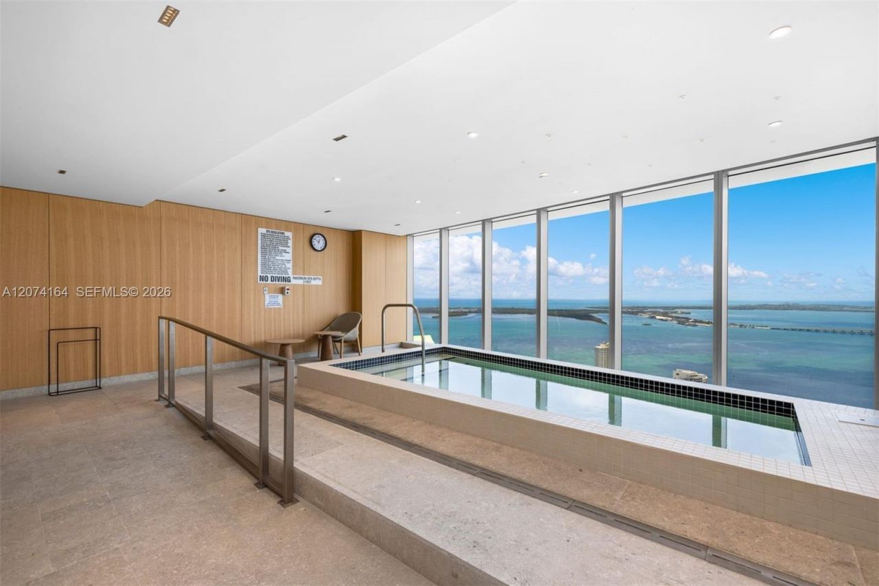 300 Biscayne Blvd Way , Unit 1005, Miami, FL 33131 Photo