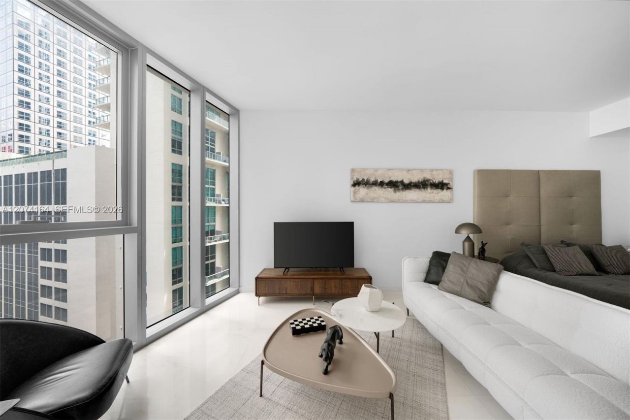 300 Biscayne Blvd Way , Unit 1005, Miami, FL 33131 Photo